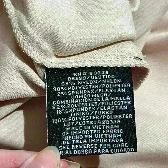 Nightway NW Womens Sleeveless Cocktail Dress Sequins Floral Sheath Mesh Size 10P - Picture 9 of 9